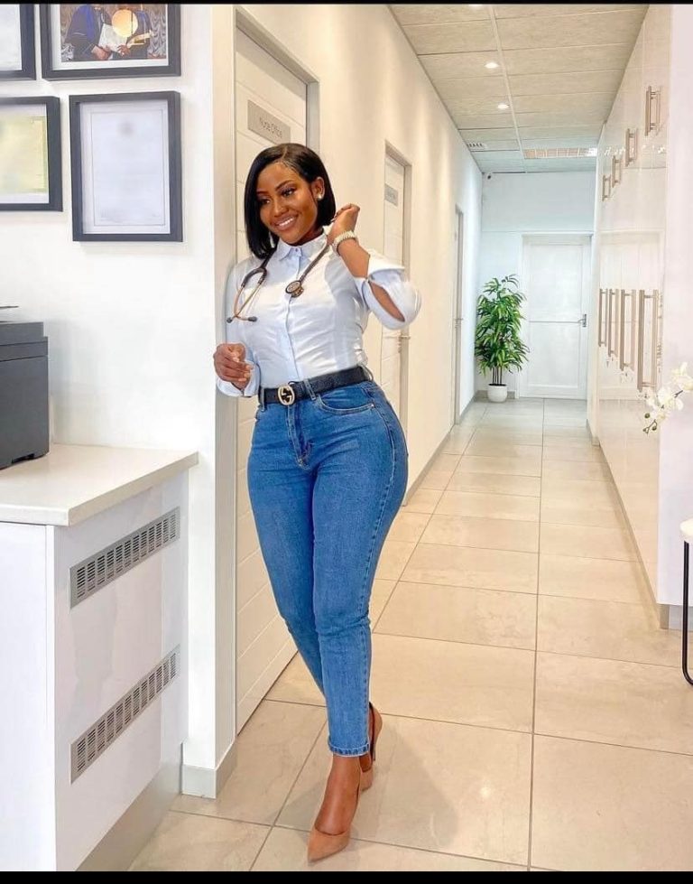 60 Fresh Outfits With White Shirts – Pairing & Styling Ideas