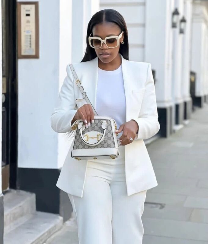 2023 Weekend Wardrobe Essentials: 14 Stylish Women’s Outfits
