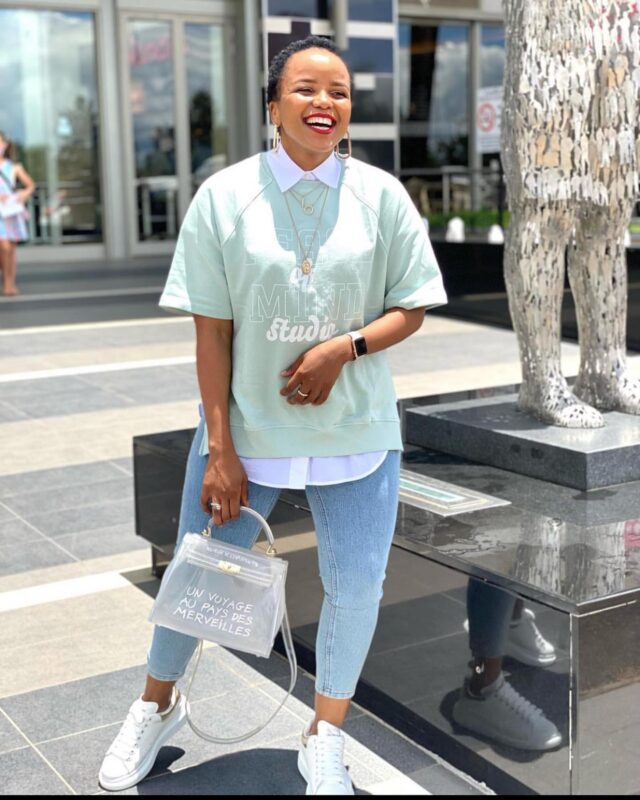 Embracing Color: Adding Vibrancy to Your Wardrobe