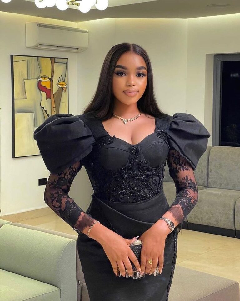 Drawing Inspiration from Exquisite Styles: Unveiling the Beauty of Fashionable Trends